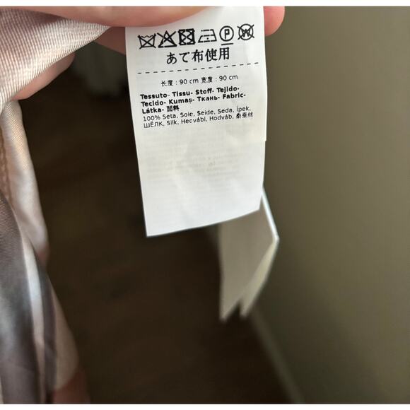 Max Mara 100% Silk Square Scarf Parfumé Mon Âme Made in Italy NWT 35" - Picture 5 of 10